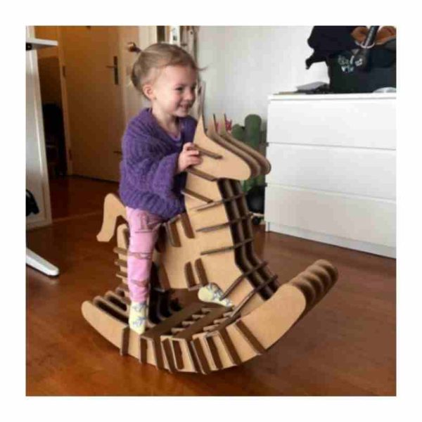 37 Cavalinho de cartão